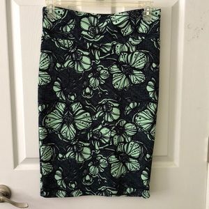 LuLaRoe Cassie skirt